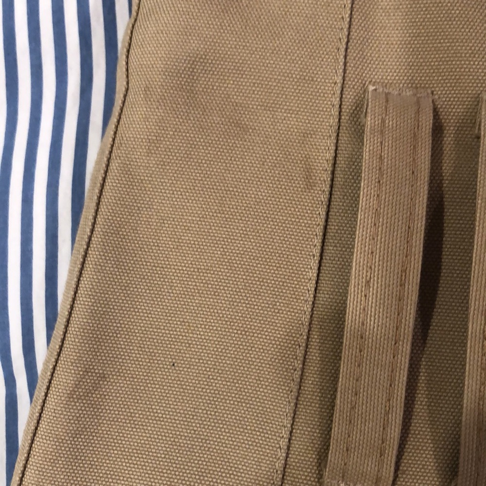 Burberry pleated skirt with belt - Picture 7 of 11